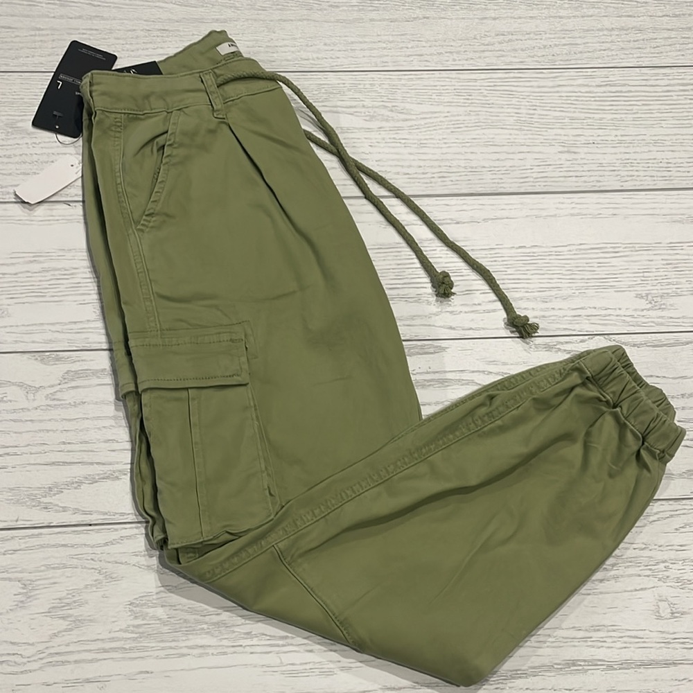 Solid Cargo Jogger - Picture 4 of 6